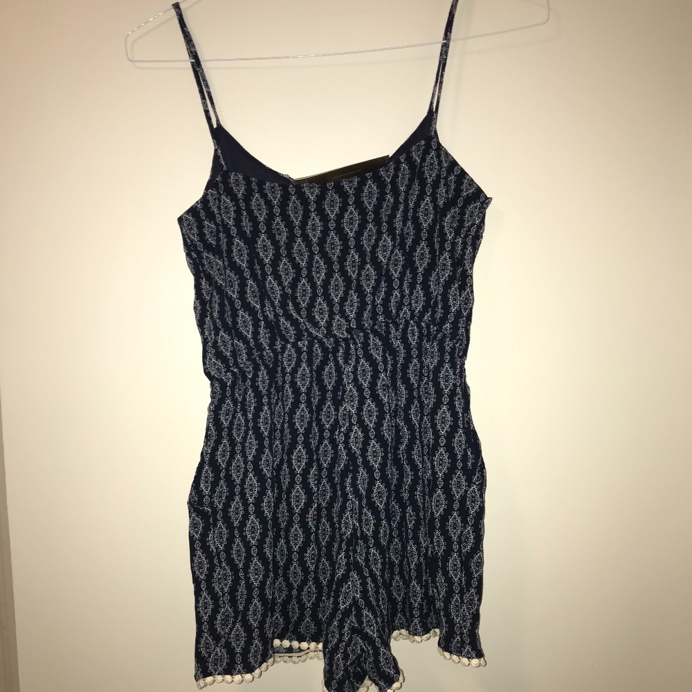 Francesca's Patterned Romper - Picture 2 of 4